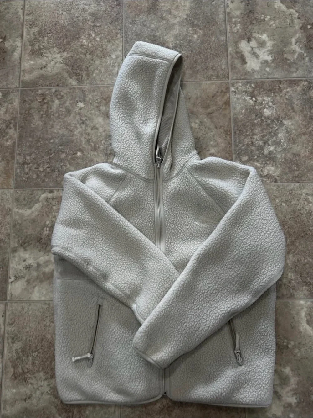 Aritzia TNA White Sherpa Zip Hoodie - Picture 1 of 4